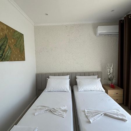 Vila Bleta Vlore Exterior photo